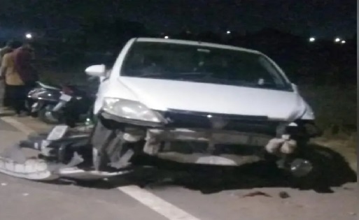 Two killed, five others injured in road accident in Gujarat