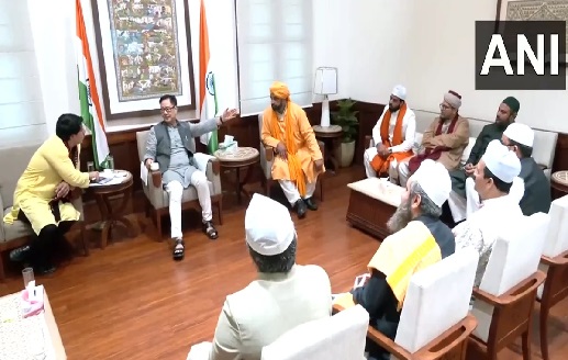 Waqf Bill: Kiren Rijiju held a meeting with Muslim religious leaders, know what happened