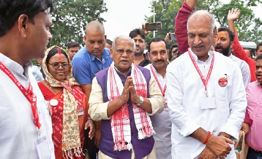 Inspector, SP, Collector and Judge in Bihar are all enjoying alcohol: Manjhi