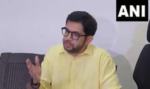 Was a Brahmin, still used to eat beef... Aditya Thackeray's reaction to Karnataka Minister's statement on Savarkar, know what he said