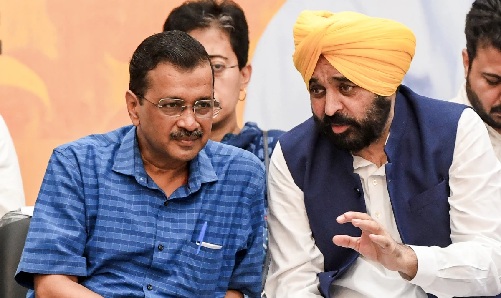 Trouble increases for Kejriwal and Bhagwant Mann, defamation case of Rs 100 crore filed, know the whole matter
