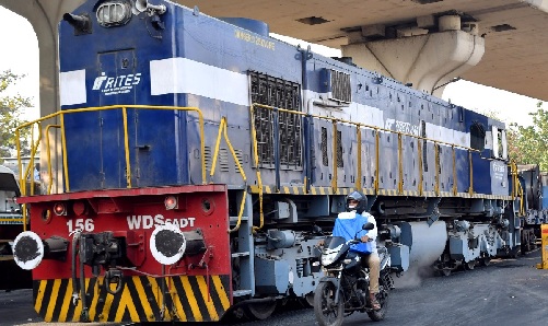 Train engine separates in Ratlam, Madhya Pradesh, no casualties