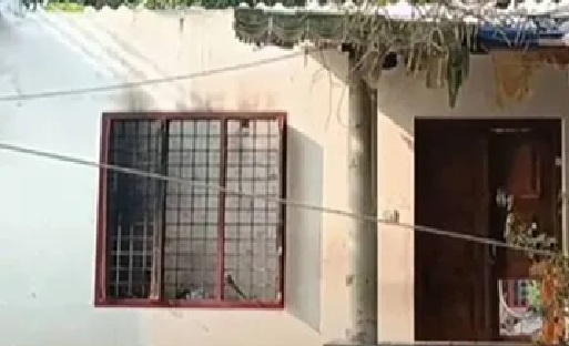 In Kollam, Kerala, a man set his house on fire and then committed suicide