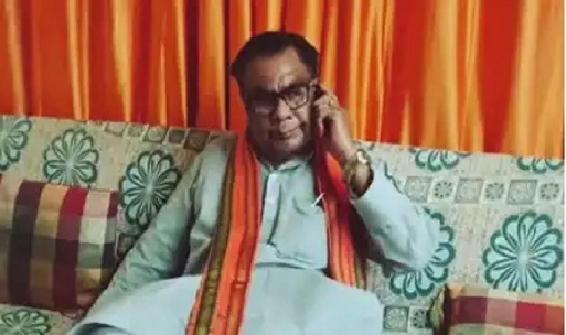 Babban Singh Raghuvanshi did obscene acts with an orchestra artist, pressed his private parts, kissed his lips, now Ballia BJP leader has given clarification