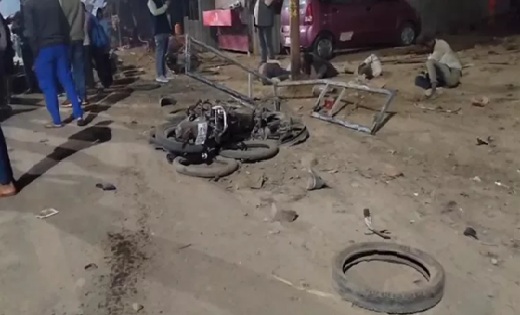 A student died after being hit by a dumper in Deoria, Uttar Pradesh