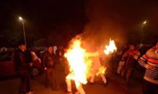 Self-immolation attempt in front of Samajwadi Party office in Lucknow; Man suffers 80% burn injuries, condition critical