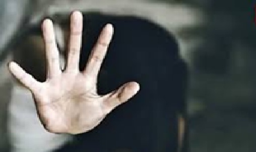 After the rape, the teenager was forced to drink acid; her intestines were burned, causing continuous bleeding. She was treated in seven hospitals for 30 days and died at KGMU.